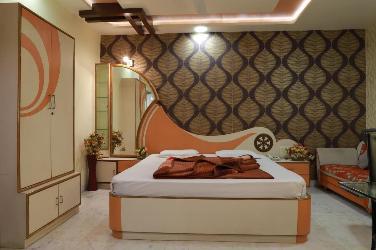Hotel Darshan Amreli Exterior photo